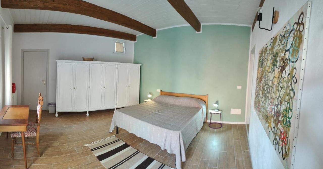 Magalocanda Stanze Sotto Al Castello Montemagno  Dış mekan fotoğraf