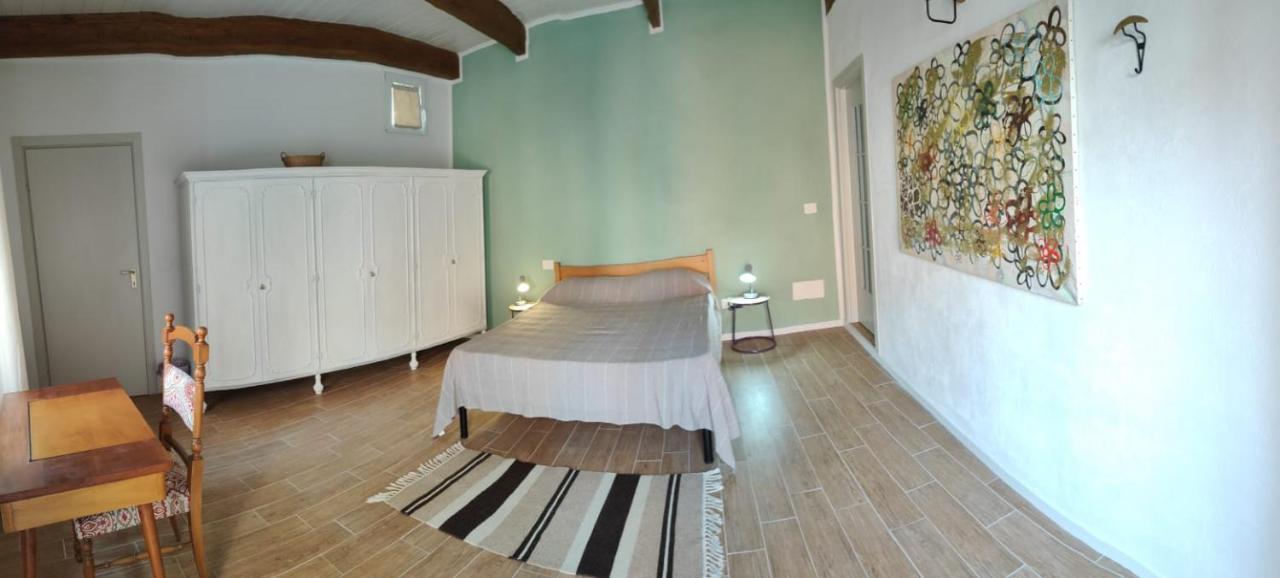 Magalocanda Stanze Sotto Al Castello Montemagno  Dış mekan fotoğraf